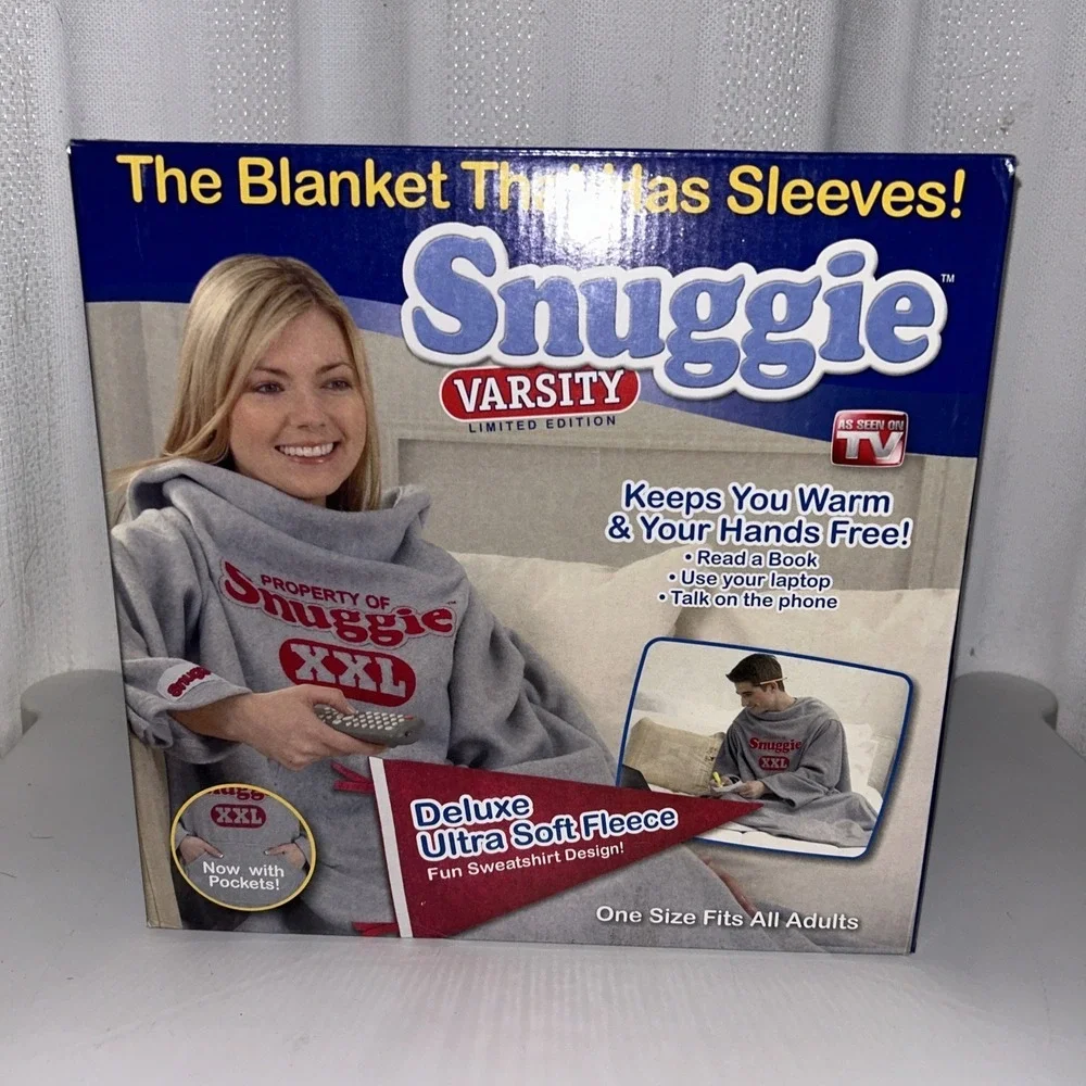 NIB Adult Ultra Soft Fleece GRAY VARSITY SNUGGIE POCKETS   One Size Fits All